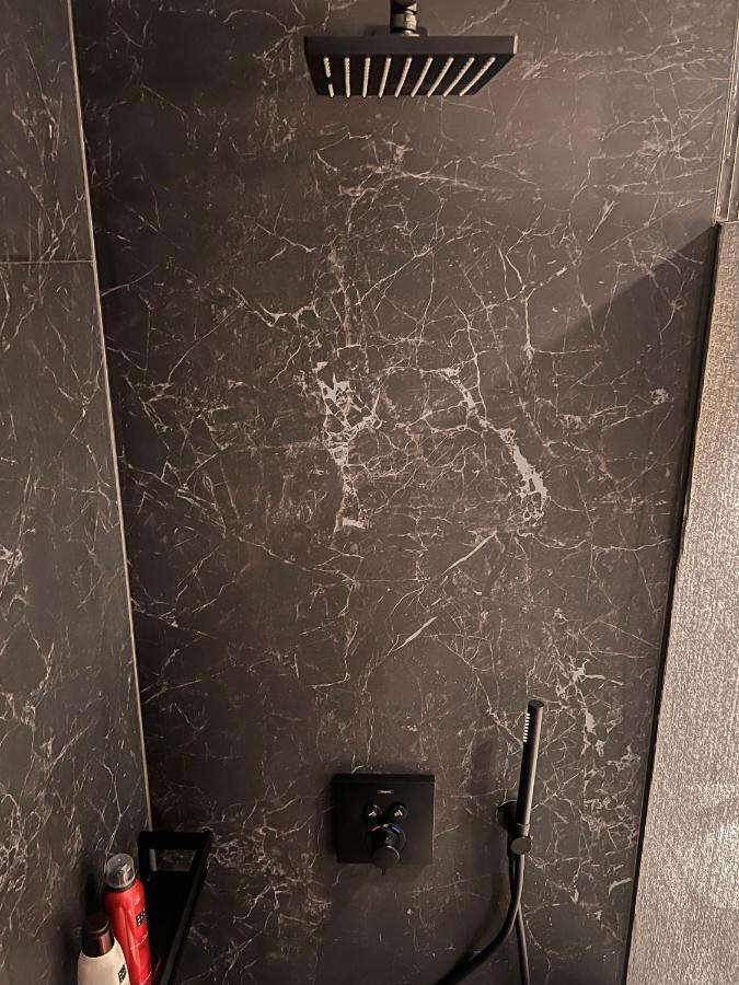 Black Diamond Lägenhet Zürich Exteriör bild